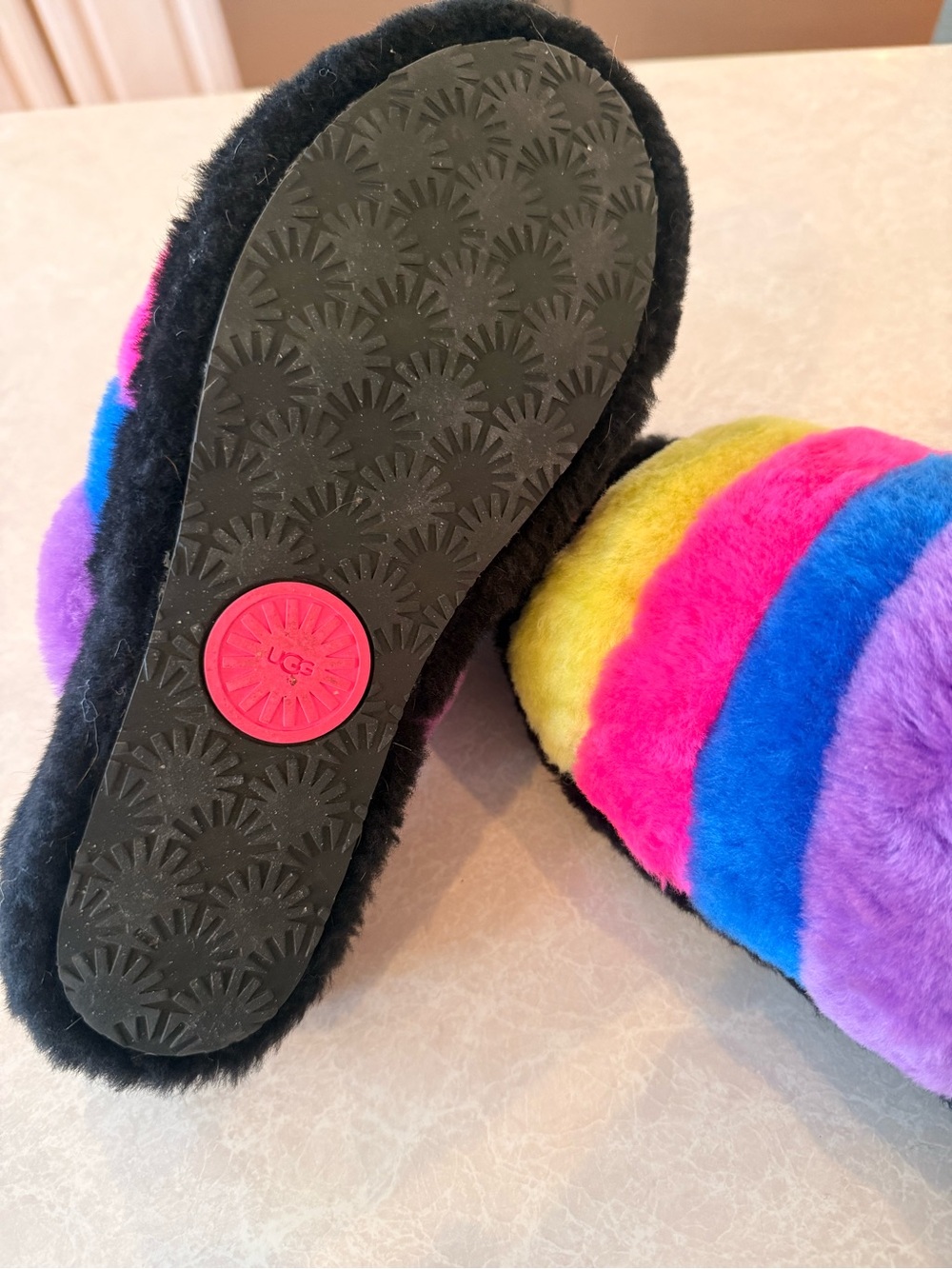 UGG Rainbow Fuzzy Slide Slippers with Purple, Blue, Pink, Yellow & Black - Picture 3 of 4